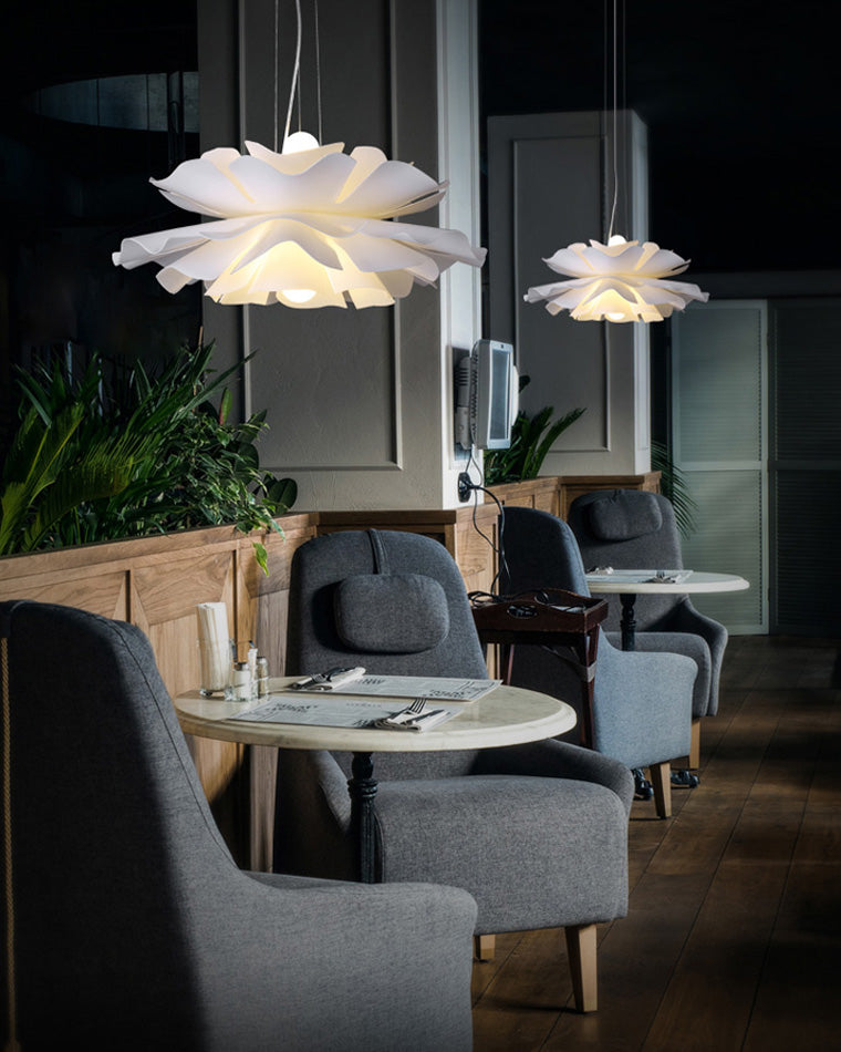 Petalia suspension