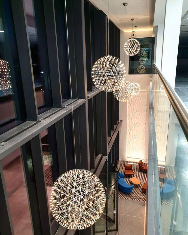 Lustre Céleste en Sphères Lumineuses