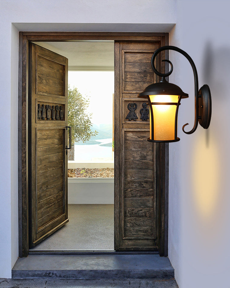 Marine Outdoor Wall Light – Nautical and Robust Spirit