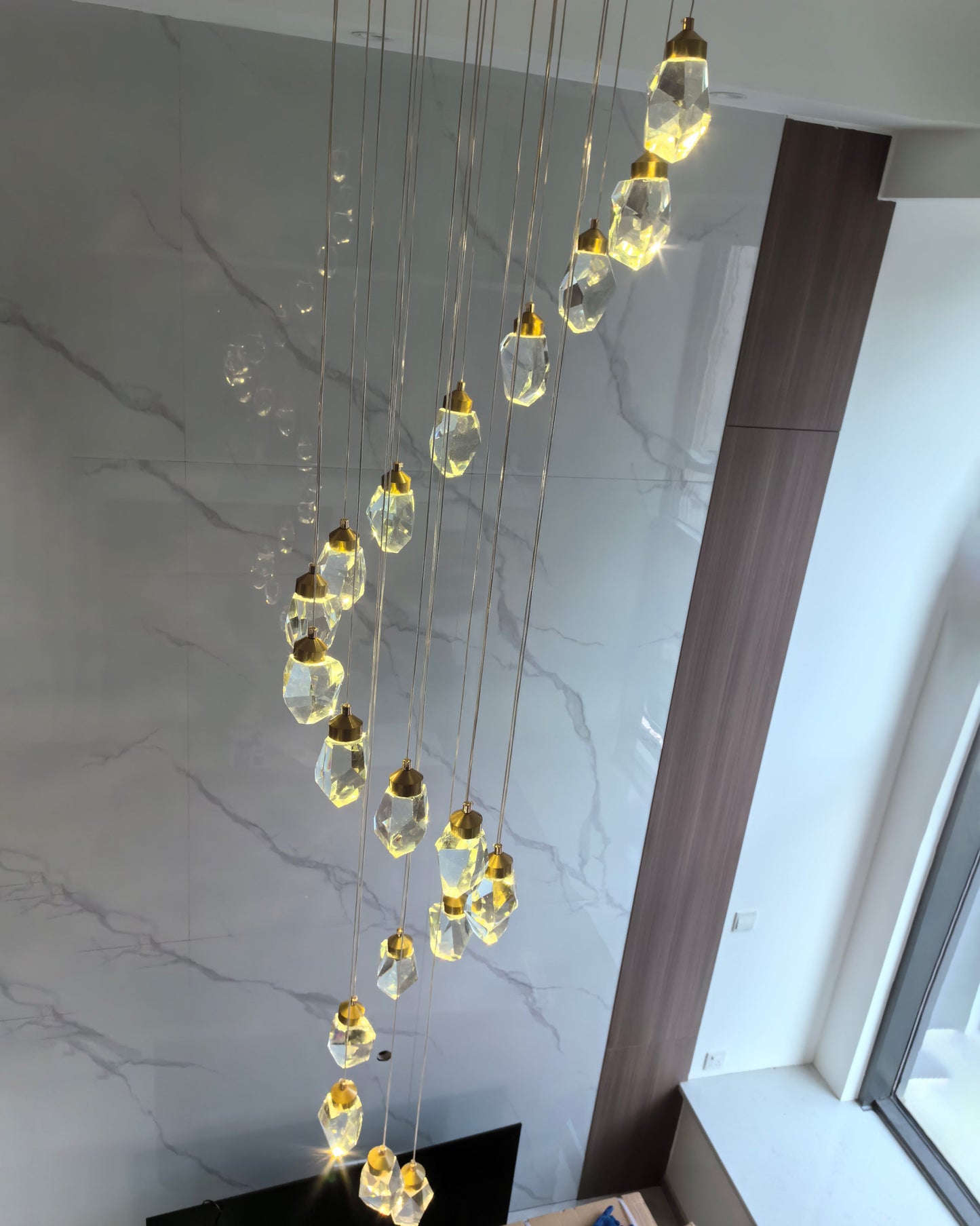 Crystal Rain Chandelier - Natural Elegance