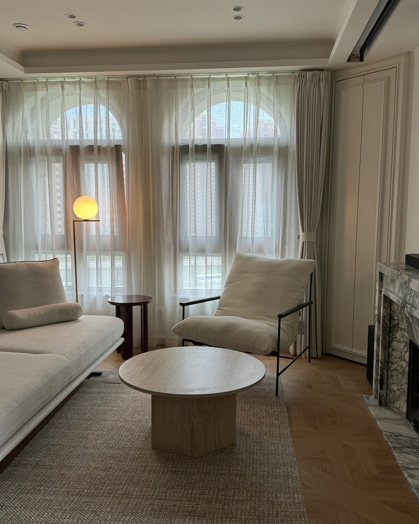 Lampadaire Globe en Verre