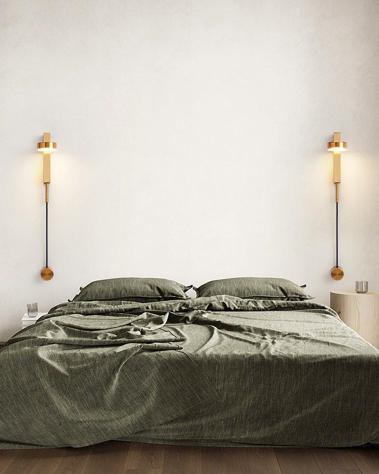 Adjustable Black/Gold Pendulum Wall Light