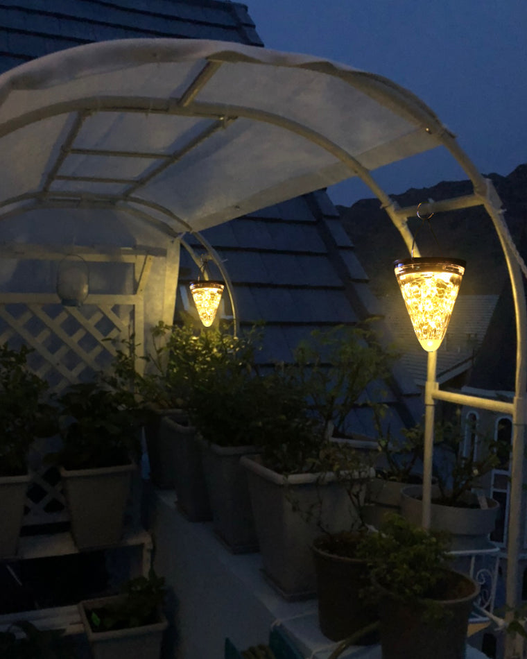 Lanterne Solaire Suspendue - Strawberry Glow