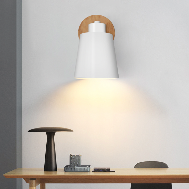 Applique Murale LED Orientable - Élégance Naturelle en Bois et Métal 2