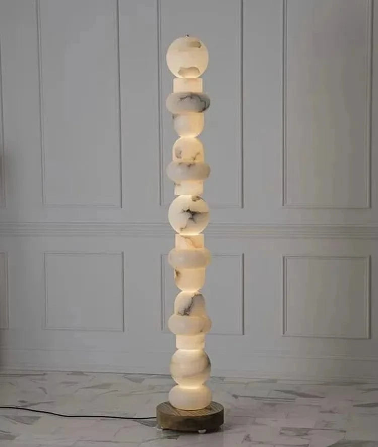 Lampadaire Blanc En Marbre Design Italien Pour Intérieur Moderne