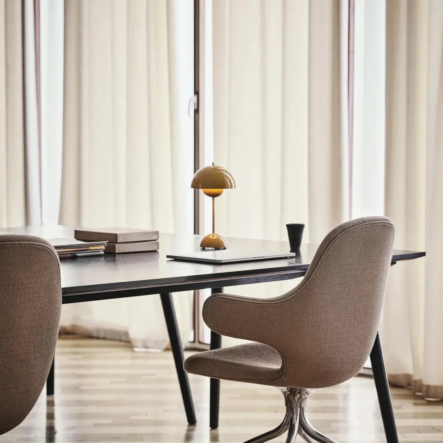 Lampe de Table Rechargeable Sans Fil Nunisera - Élégance Moderne-4
