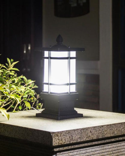 Lampe d'Extérieur Carrée - Élégance Solaire