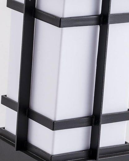 Lampe d'Extérieur Carrée - Élégance Solaire