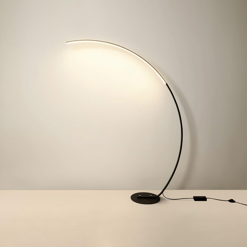 Lampadaire LED "Crescent Arc"