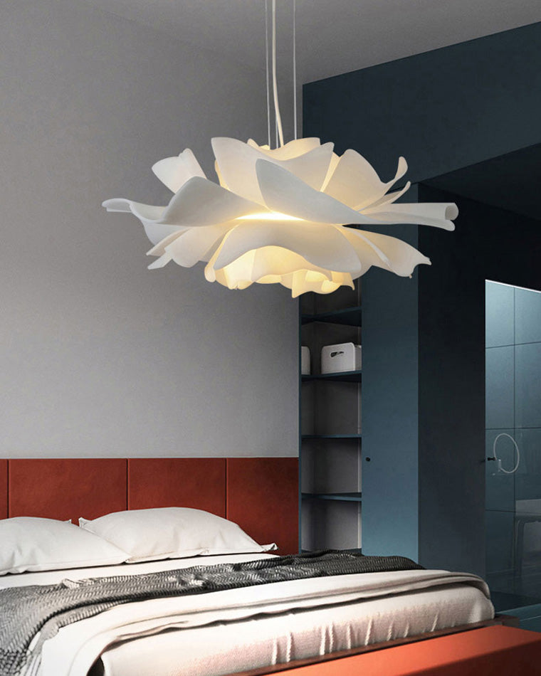 Petalia suspension