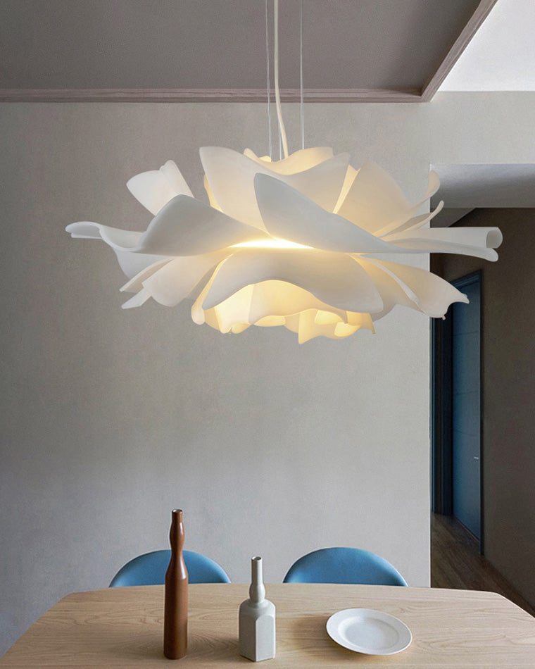 Petalia suspension