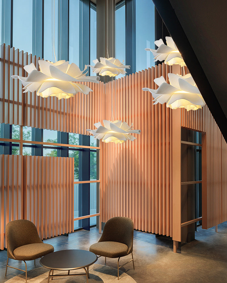 Petalia suspension
