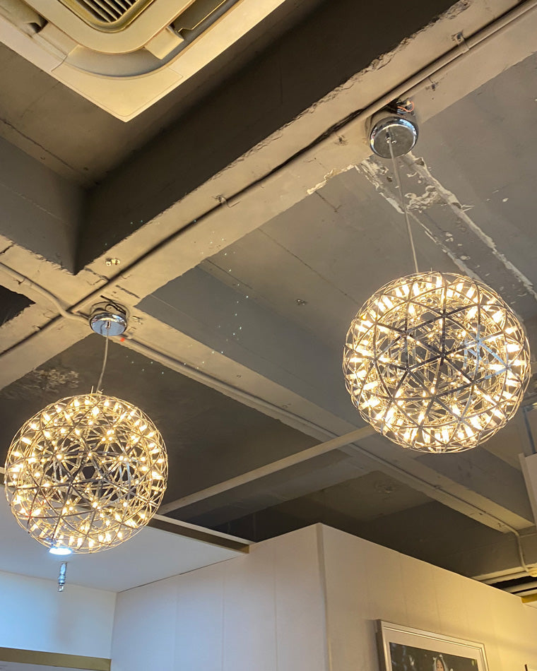 Lustre Céleste en Sphères Lumineuses