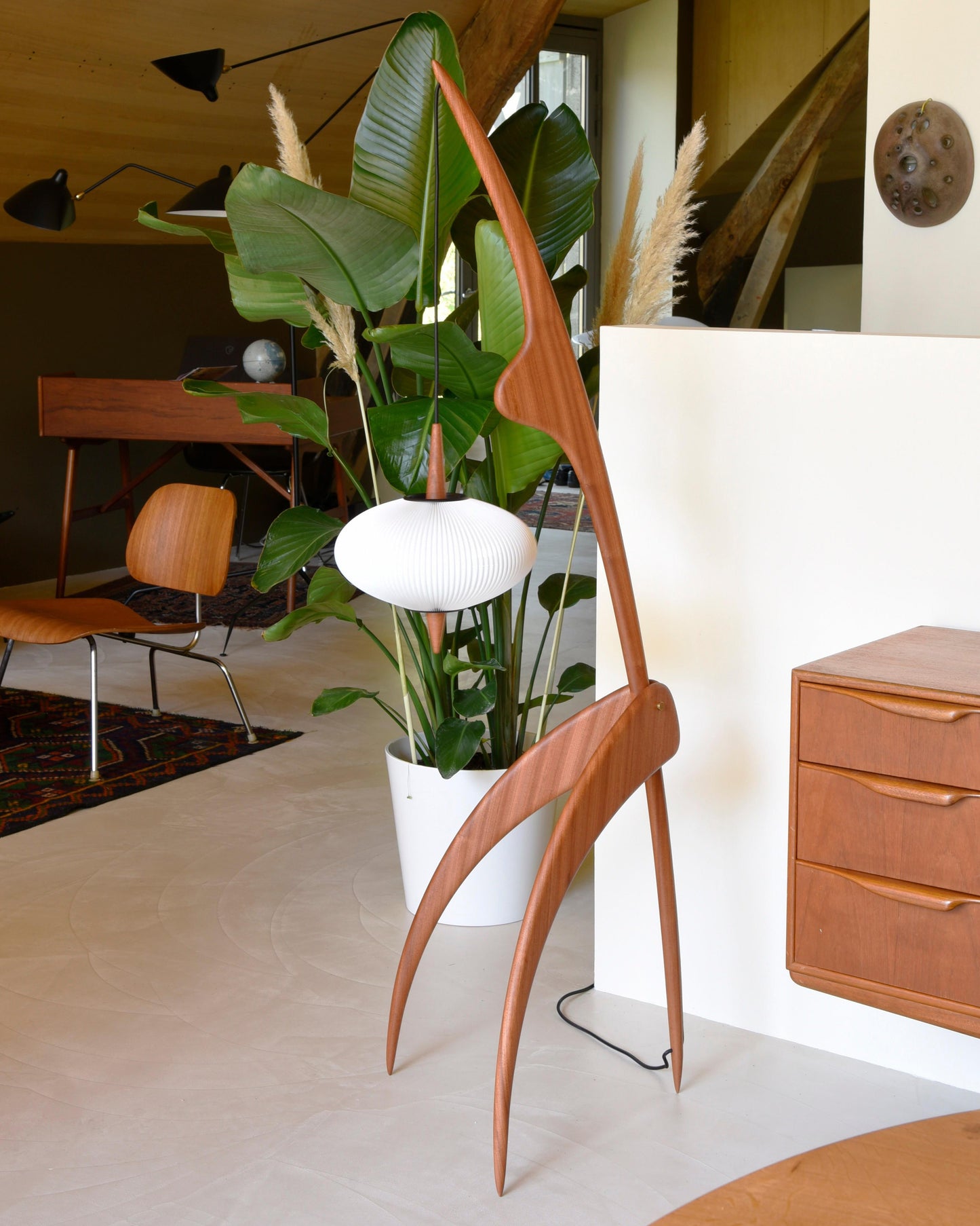 Wooden Tripod Floor Lamp with Saucer Shade
