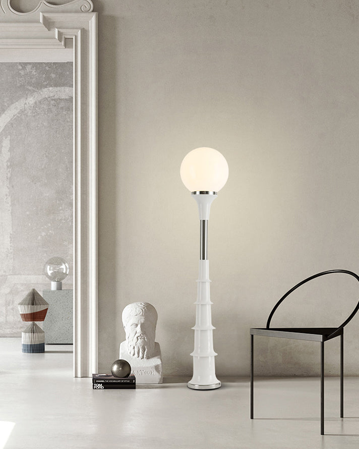Luna Chromatic Floor Lamp