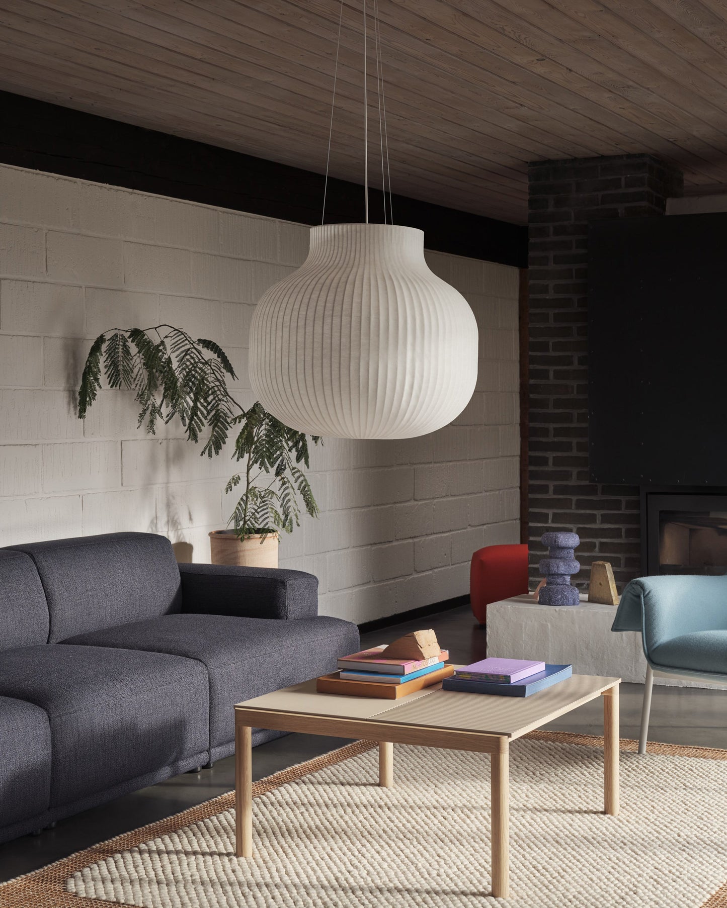 Silk Urn Pendant Light – Japandi Elegance
