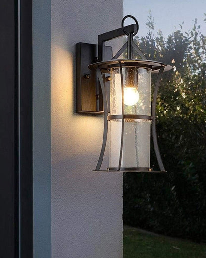 Nostalgia Outdoor Wall Light – Retro Spirit and Elegance