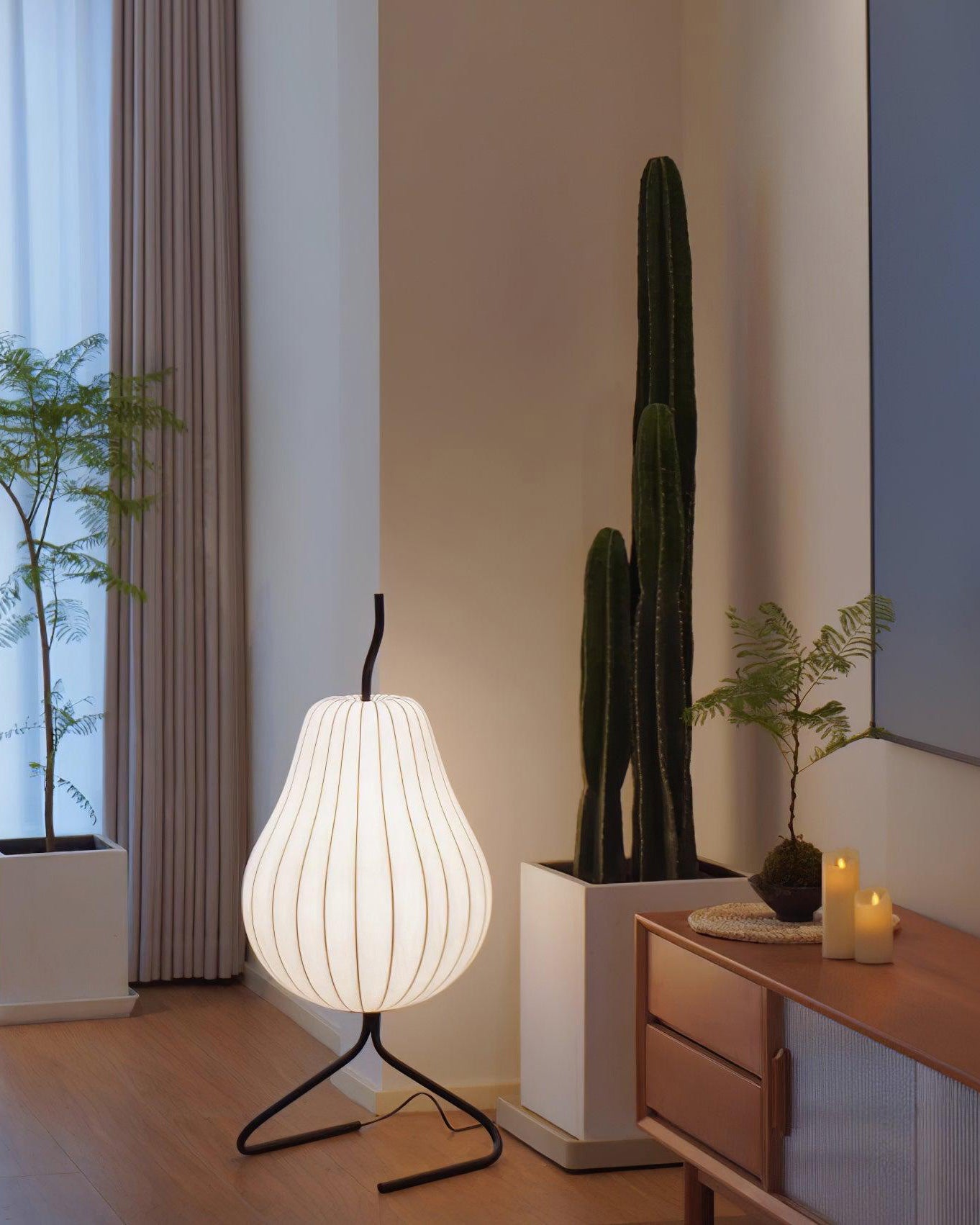 Silk Pear Lantern Floor Lamp