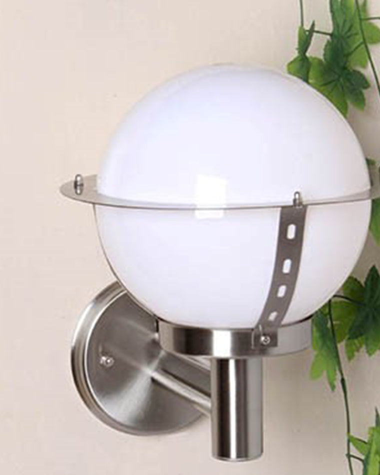 Orbital Outdoor Wall Light – Contemporary Design and Chrome Elegance