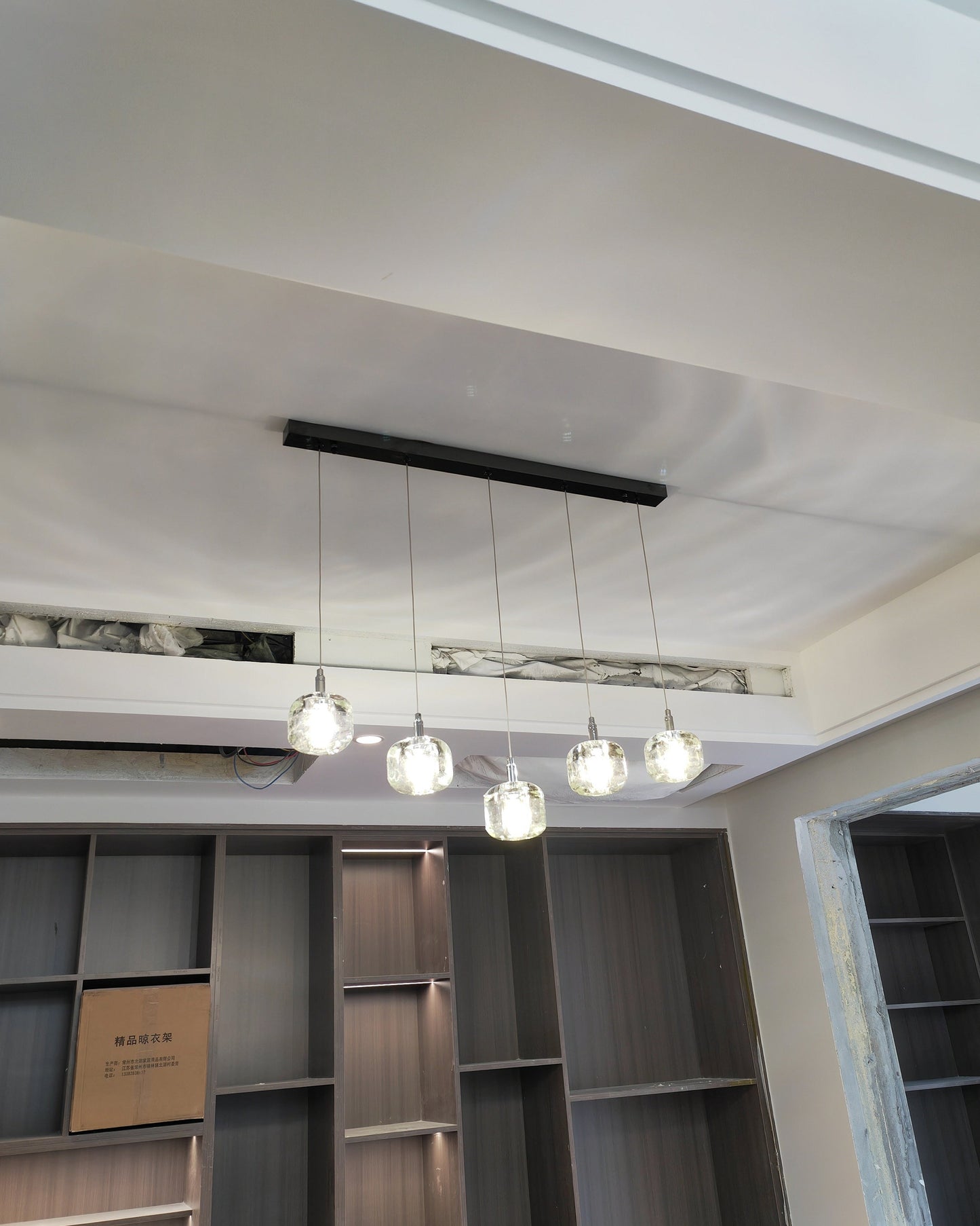 Hanging Chandelier - Elegance Glass