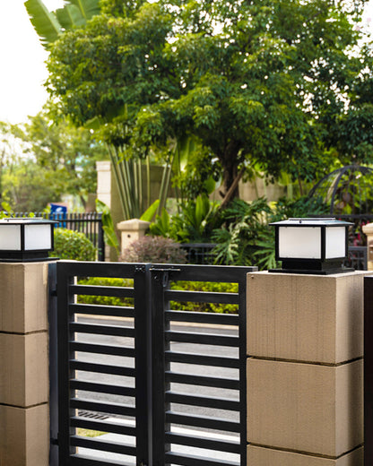 Astra Solar Bollard – LED Outdoor Lighting