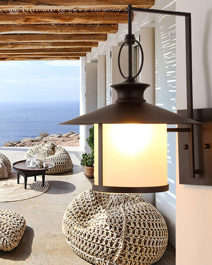 Coastal Outdoor Wall Sconce – Black Elegance and Seaside Style