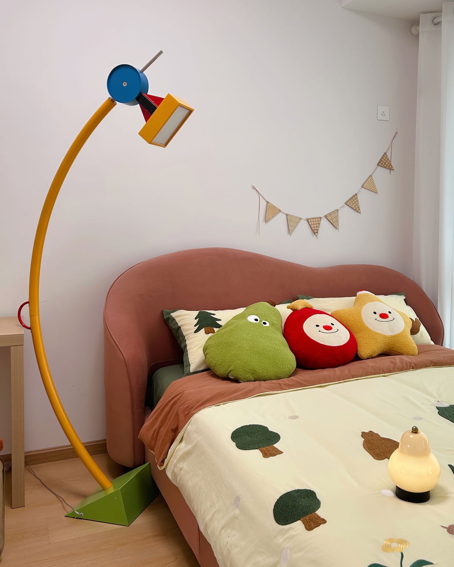 Lampadaire Arc Multicolore