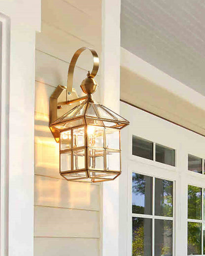 Auréa Outdoor Wall Sconce – Gold Finish and Colonial Style