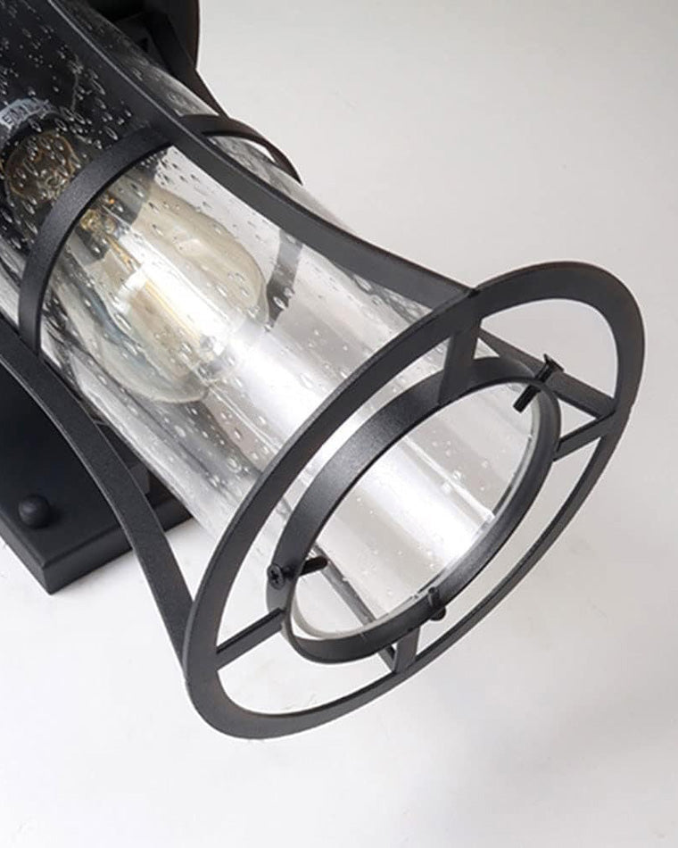 Nostalgia Outdoor Wall Light – Retro Spirit and Elegance