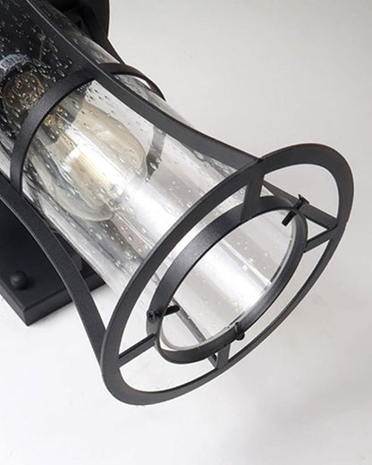 Nostalgia Outdoor Wall Light – Retro Spirit and Elegance