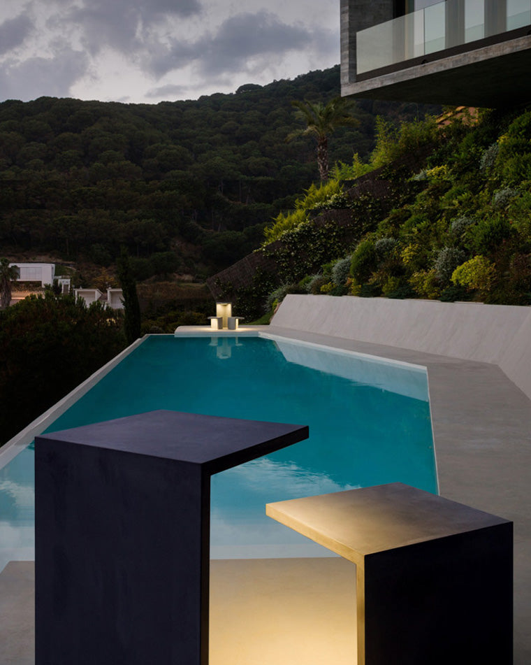 Cube Lounge Solar Lamp – Mood Lighting for Patio and Garden