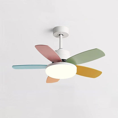 Scandinavian 5-Blade Ceiling Fan with Lighting