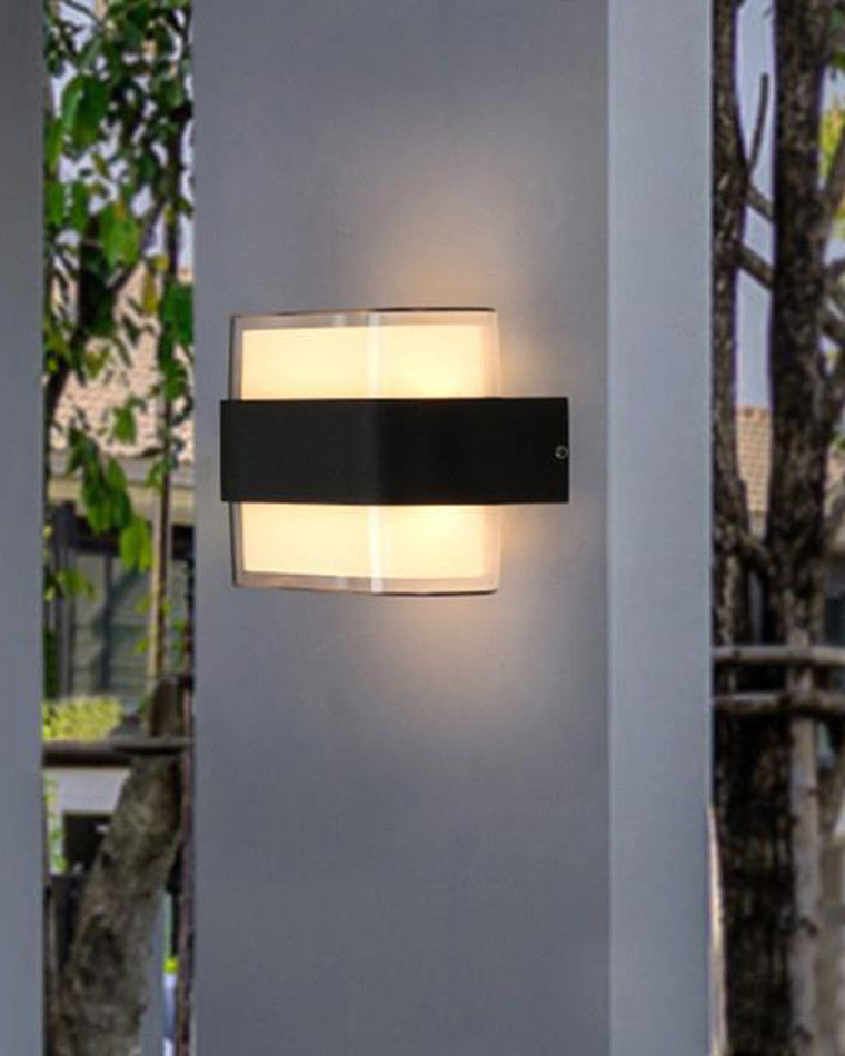 Applique Murale Extérieure GeoLumen Noir – Design Géométrique Moderne