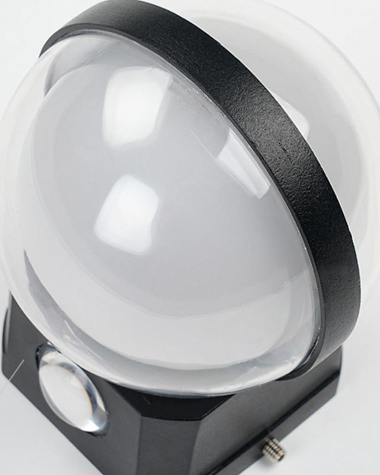 Globus Elegance Outdoor Wall Light – Refined Up and Down Lighting