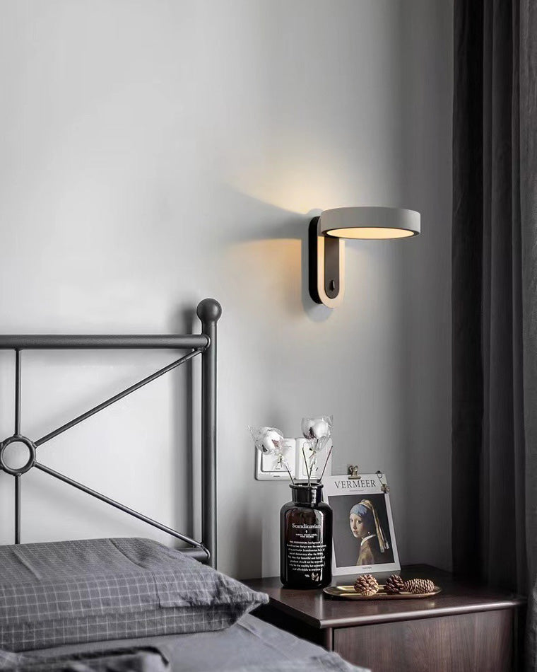 Adjustable Circle Wall Light – Elegant and Modern Lighting