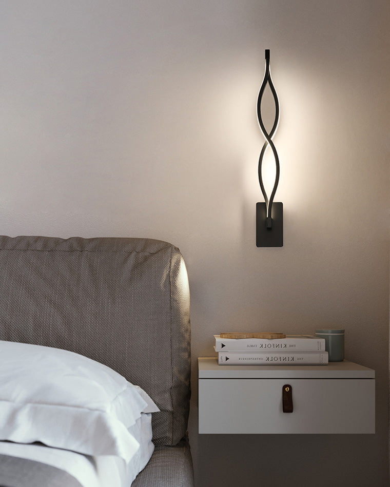 Musical Note Sculptural Wall Light - Modern and Creative Design