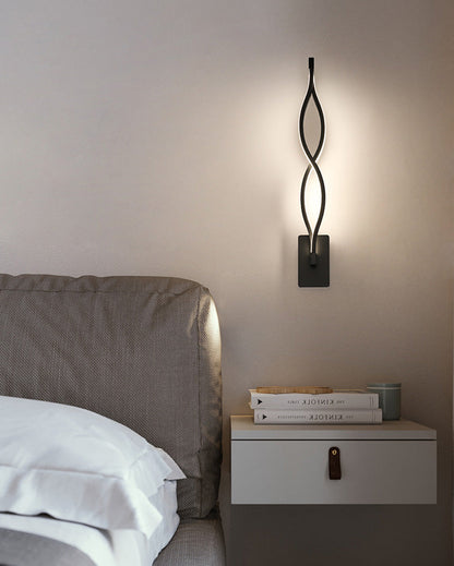 Musical Note Sculptural Wall Light - Modern and Creative Design