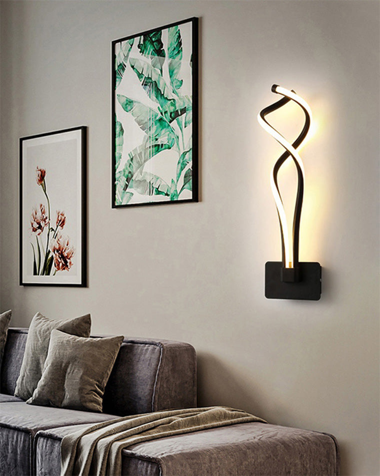 Musical Note Sculptural Wall Light - Modern and Creative Design