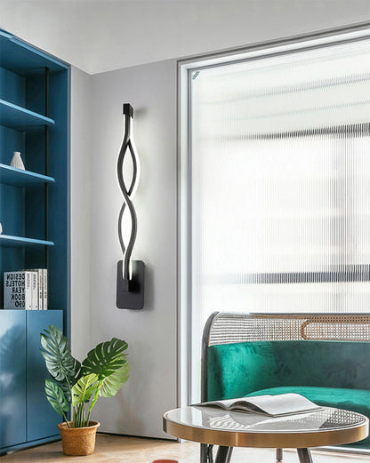 Musical Note Sculptural Wall Light - Modern and Creative Design