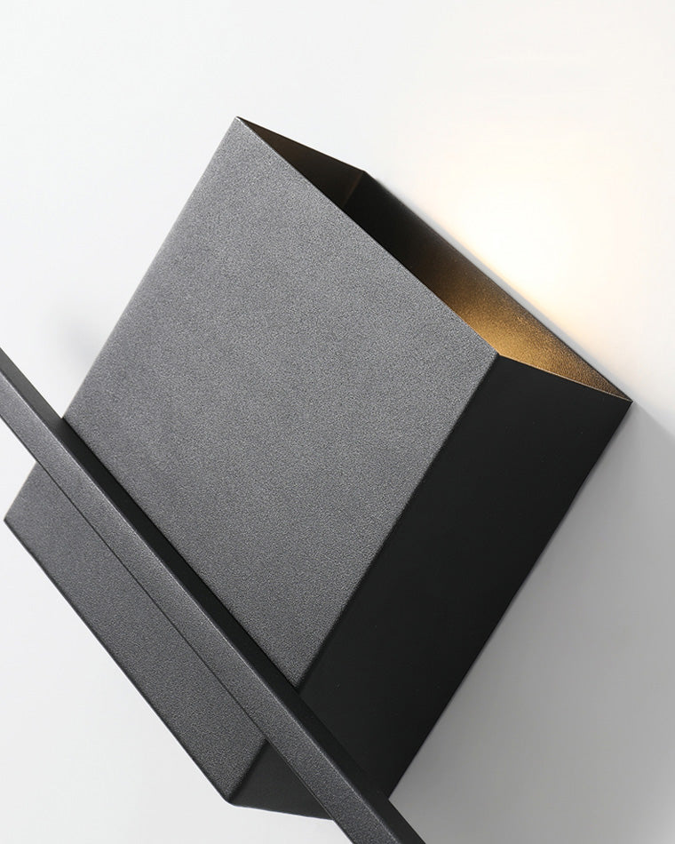 Sculptural Wall Sconce – Modern and Elegant Design