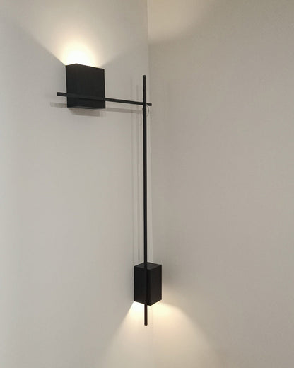 Sculptural Wall Sconce – Modern and Elegant Design