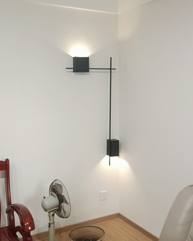 Sculptural Wall Sconce – Modern and Elegant Design
