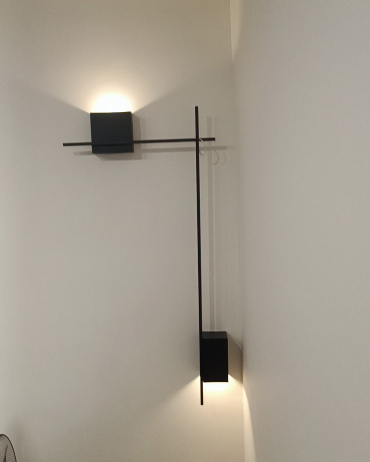 Sculptural Wall Sconce – Modern and Elegant Design