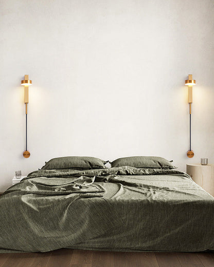 Adjustable Black/Gold Pendulum Wall Light