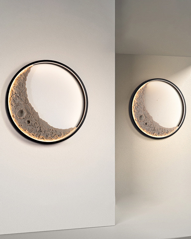 Round Moon Effect Wall Light