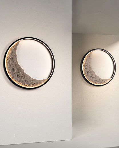 Round Moon Effect Wall Light