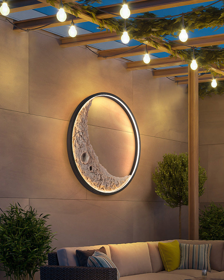 Round Moon Effect Wall Light