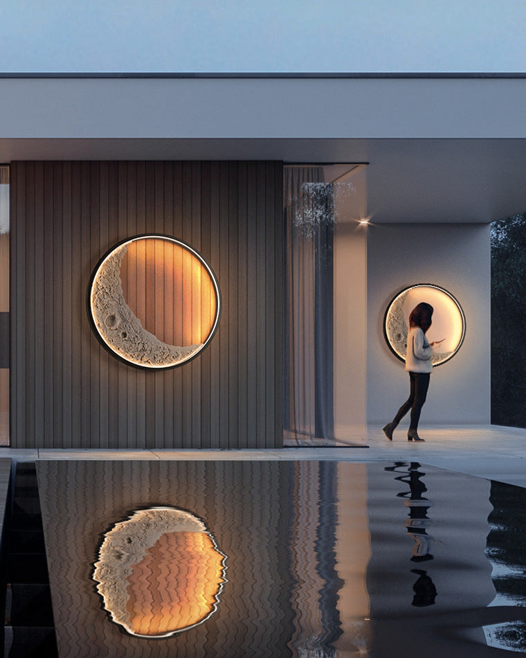 Round Moon Effect Wall Light