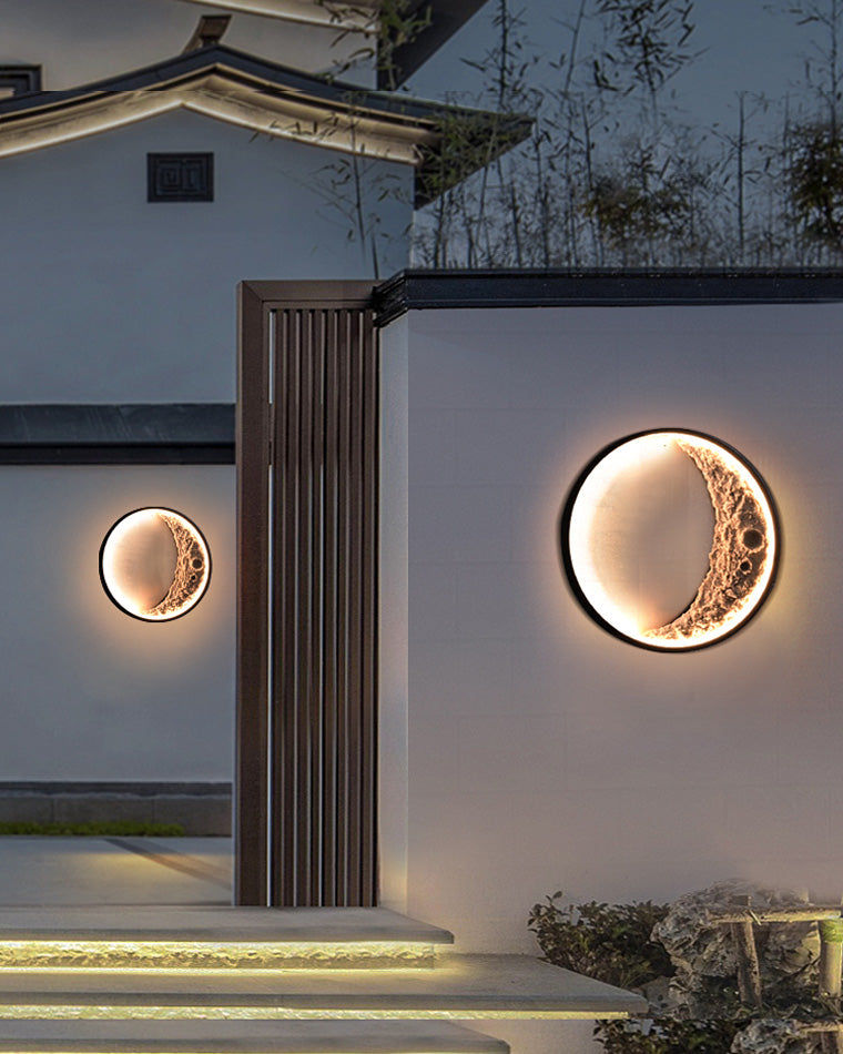 Round Moon Effect Wall Light