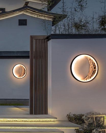 Round Moon Effect Wall Light